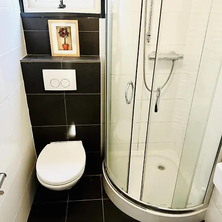 Aday - With 1 Bedroom And Office Дом отдыха *