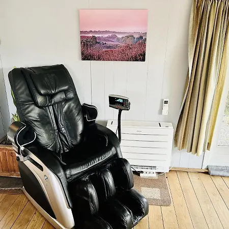 Aday - With 1 Bedroom And Office Дом отдыха